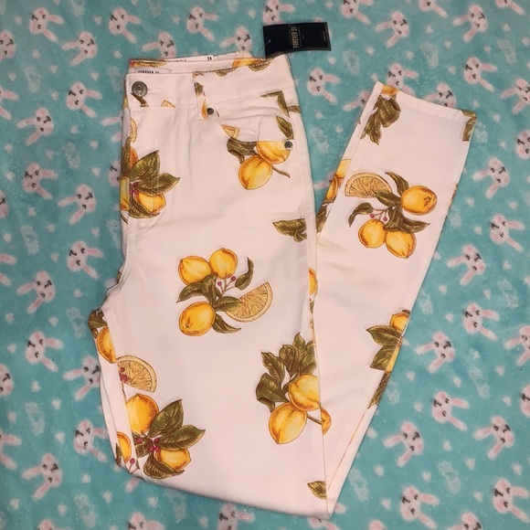 High Rise Lemon pants 🍋 - Picture 6 of 13